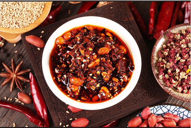 香辣五仁油辣椒 一勺唤醒味蕾，尽显川滇风味的灵魂调味品